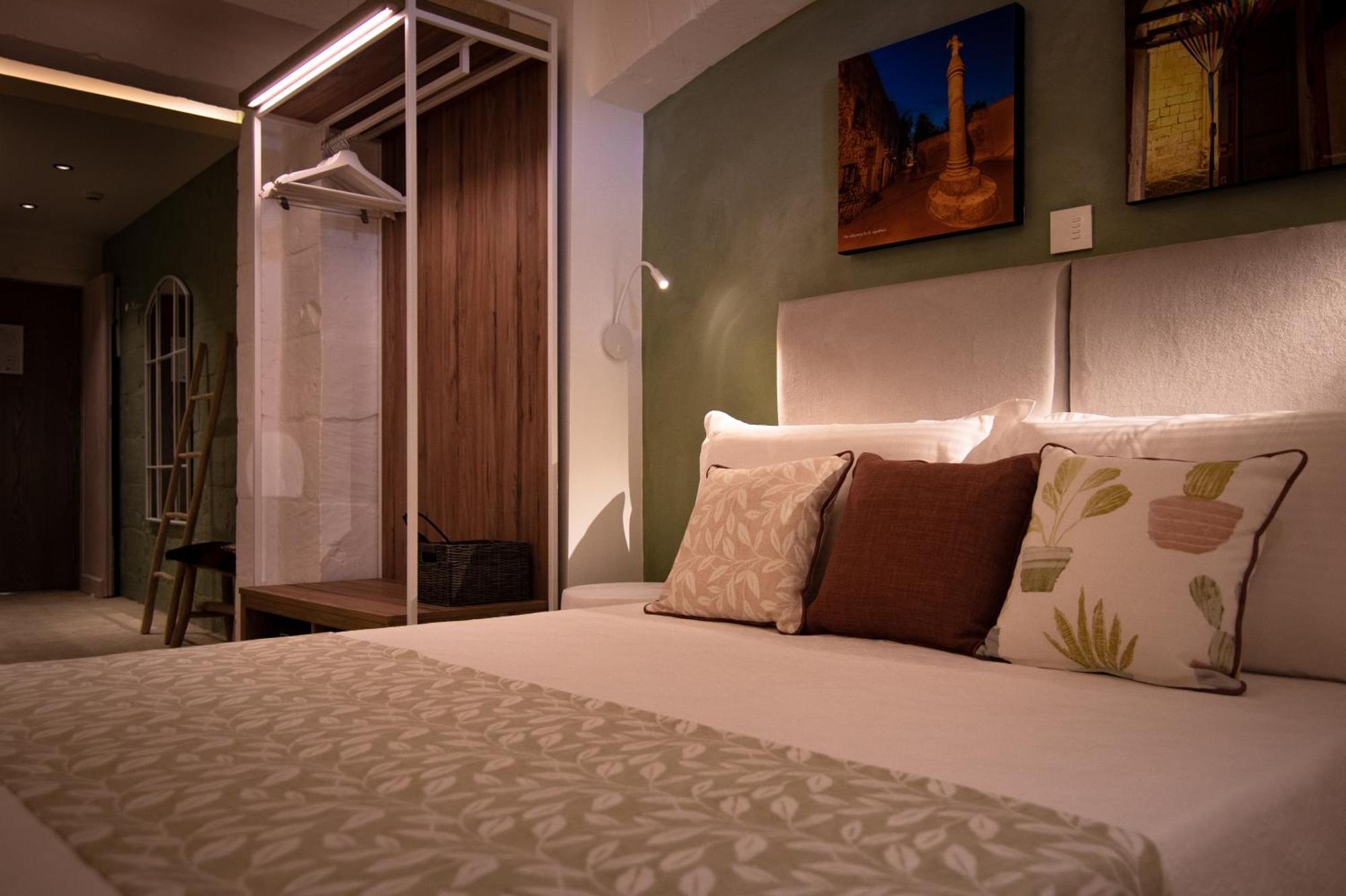 The Heritage Boutique Accommodation Рабат Стая снимка